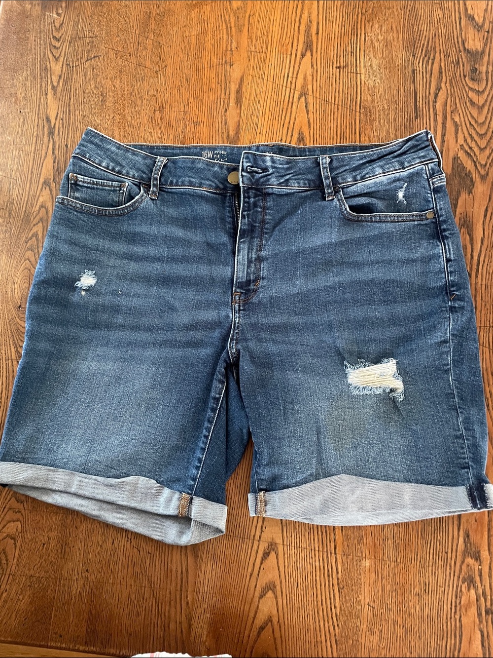Women's 16W Blue Jean Cuffed Shorts Manufacturer distressed Ana JC Penny